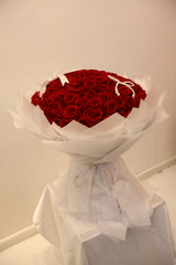 Red Roses Hand Tide